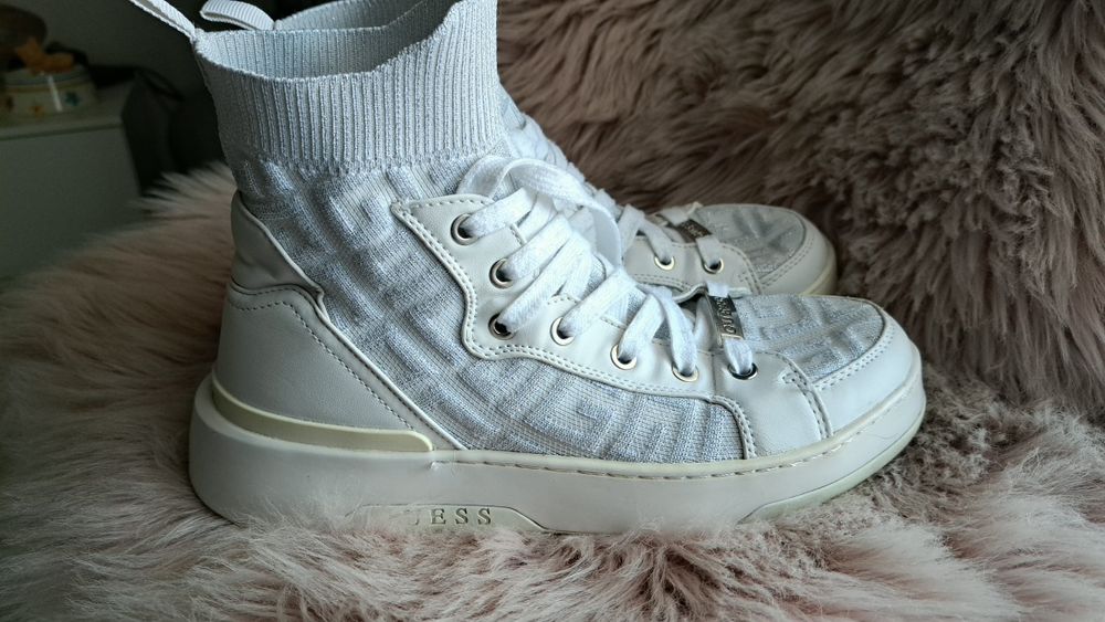 Guess trampki damskie