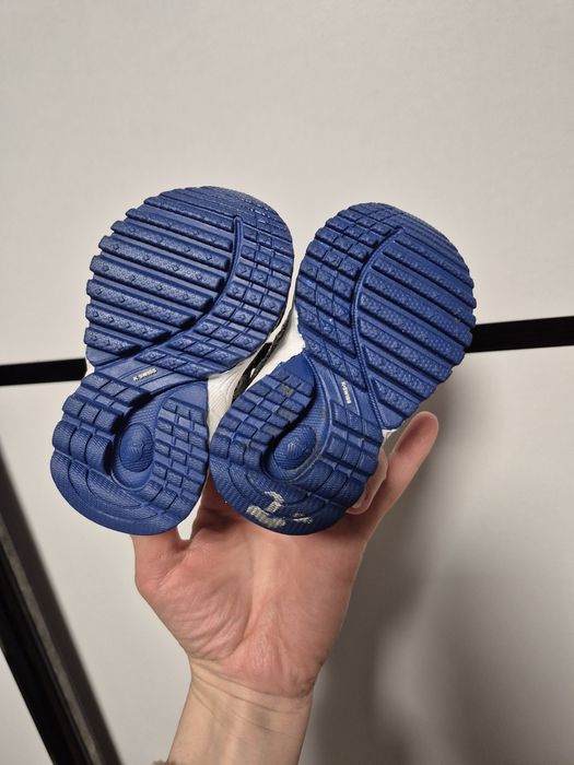 Кросівки на хлопчика