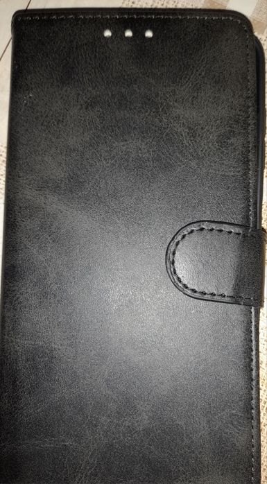 Telemóvel novo comprei mas depois arranjaram usado !nunca este onde e