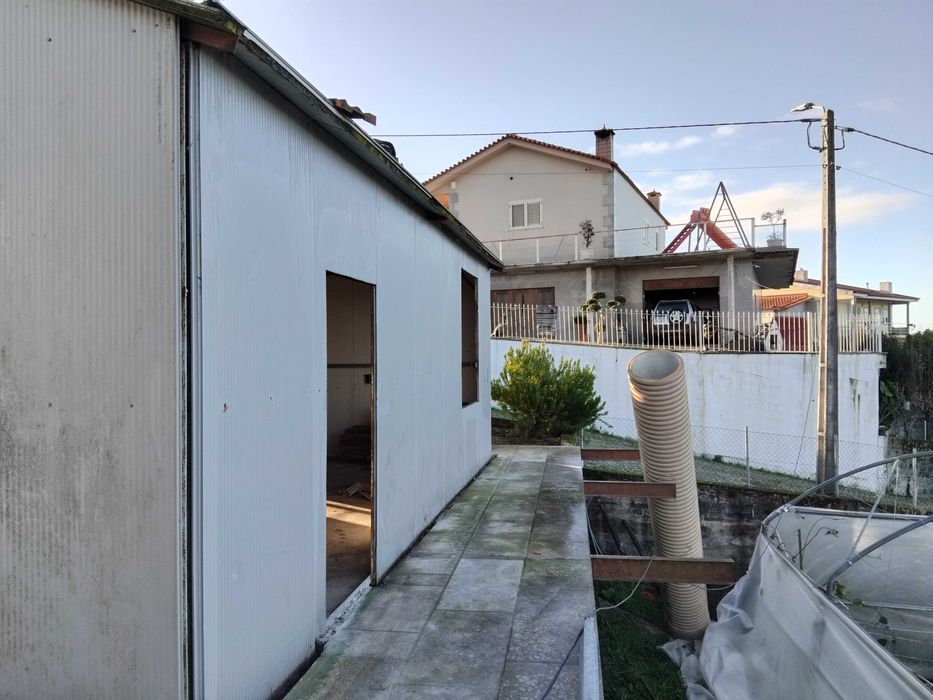 Armazem (7m por 5 m ) área de  cobertura