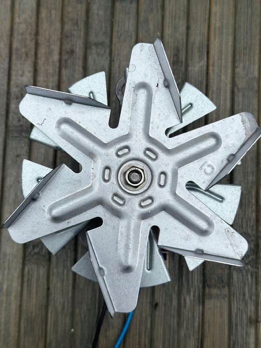 Wentylator z silnikiem Ninja AF100EU 3,8L 1550W