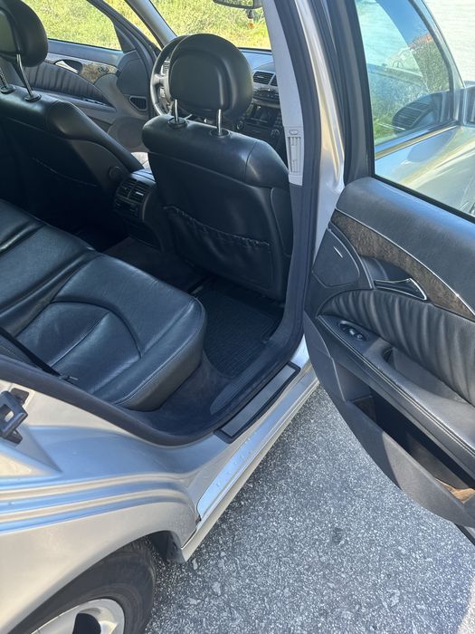 Mercedes-Benz E270 Cdi Avantgarde - 7 (5 + 2) Lugares