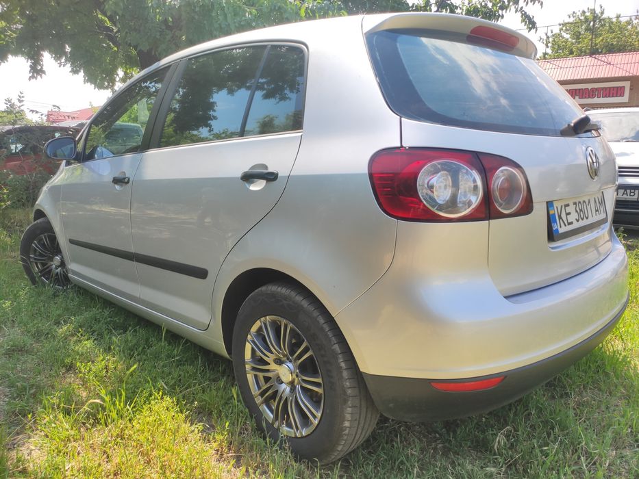 Продам Volkswagen Golf Plus 1.6 MPI  2006год