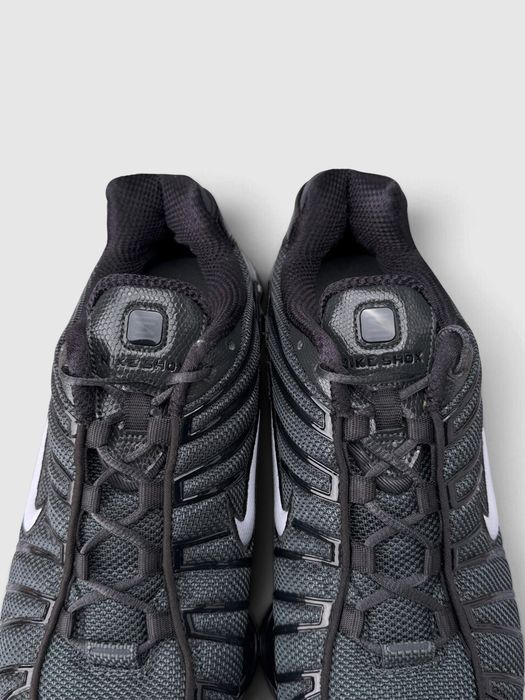 Buty Sportowe Nike Shox TL Czarny Szary Rozmiar 45