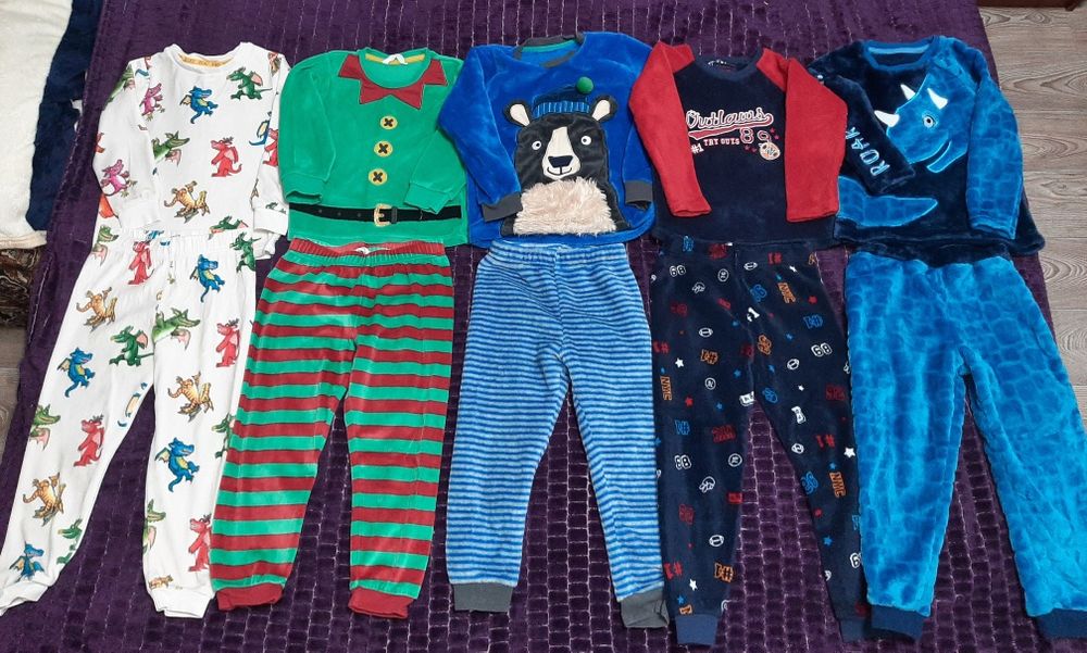 Піжами теплі 98-104р велюрові і махрові бавовняні