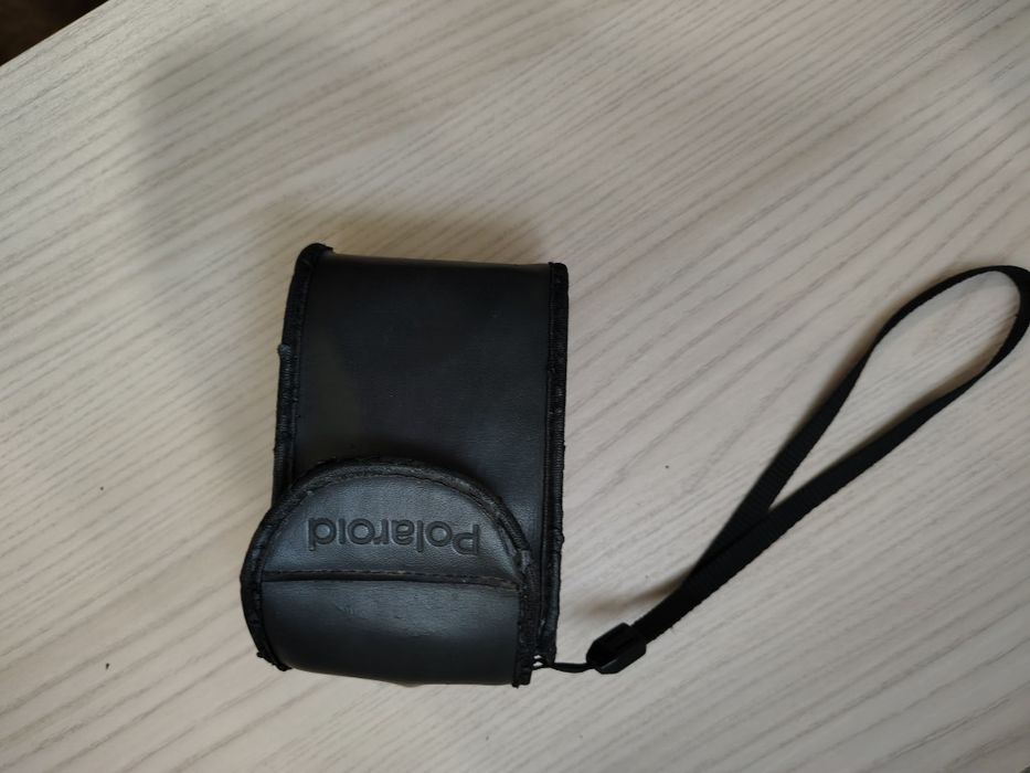 Продам Polaroid 2000ff