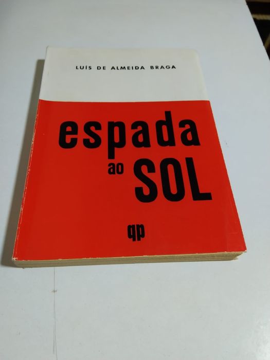 Política . . . .