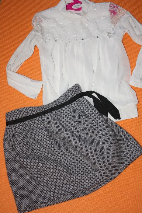 ЮБка школьная современная ф. р-116-134 в отличном состоянии