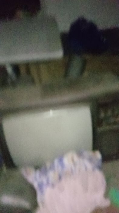 Продам телевизор