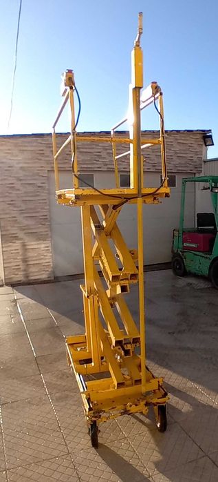 Plataforma artesanal eléctrica