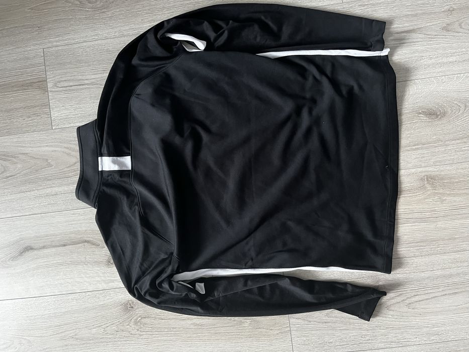 Кофта Nike чорного кольору