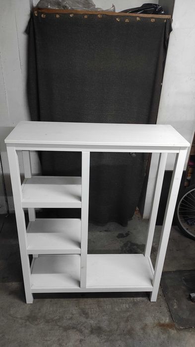Móvel IKEA branco multiusos – bengaleiro / arrumação