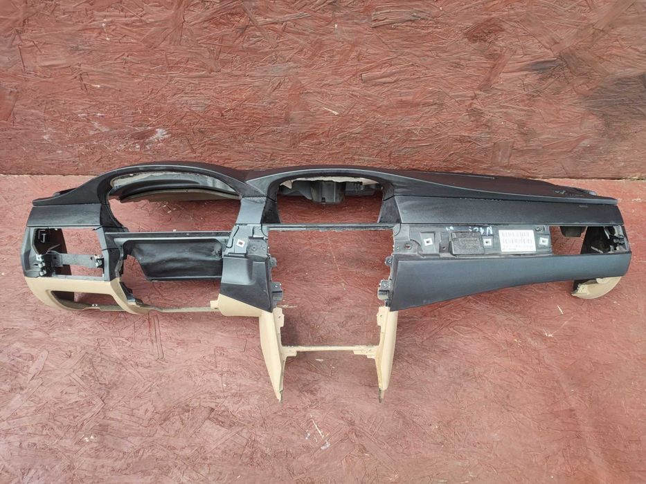 BMW E60/ E61 ORYGINALNY KOKPIT, Deska rozdzielcza EU w kol. BEIGE OEM