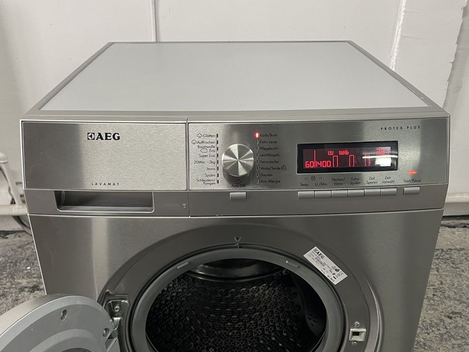 Пральна машина AEG 9 кг L87495XFL