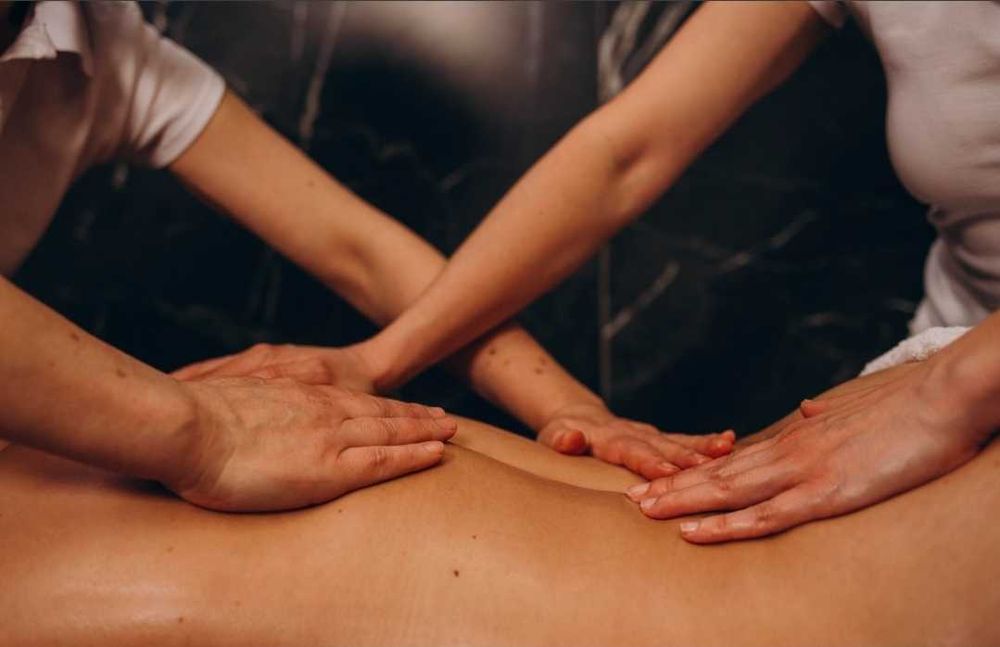 Masaż na cztery ręce