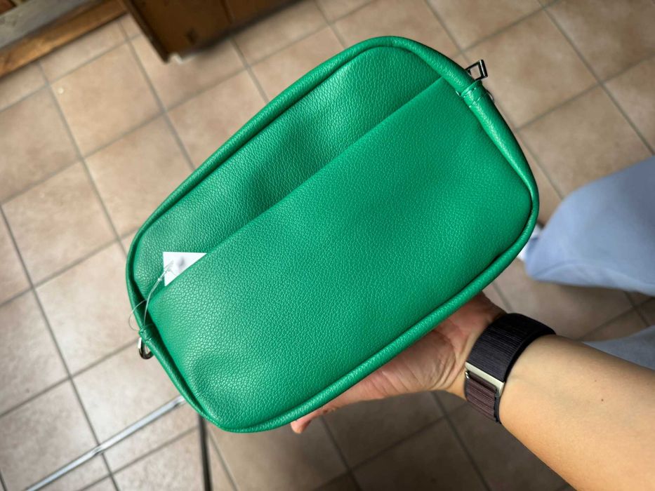 На подарунок для дівчини. Нова.