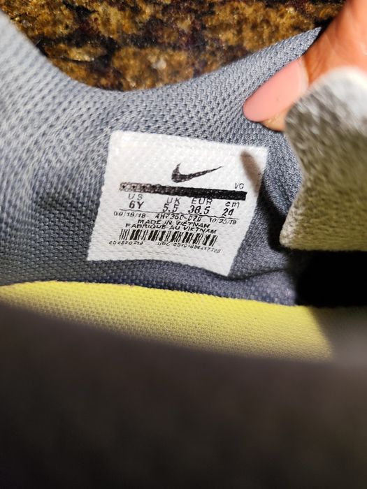 Chuteiras Nike - n° 38,5