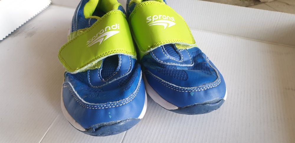 Buty sportowe Sprandi na rzepy 35 rozmiar