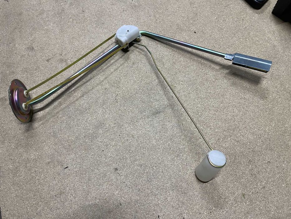 Датчик уровня топлива ВАЗ 2101.2102 ссср