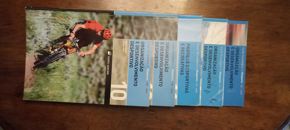 Livros Curso Tecnológico de Desporto