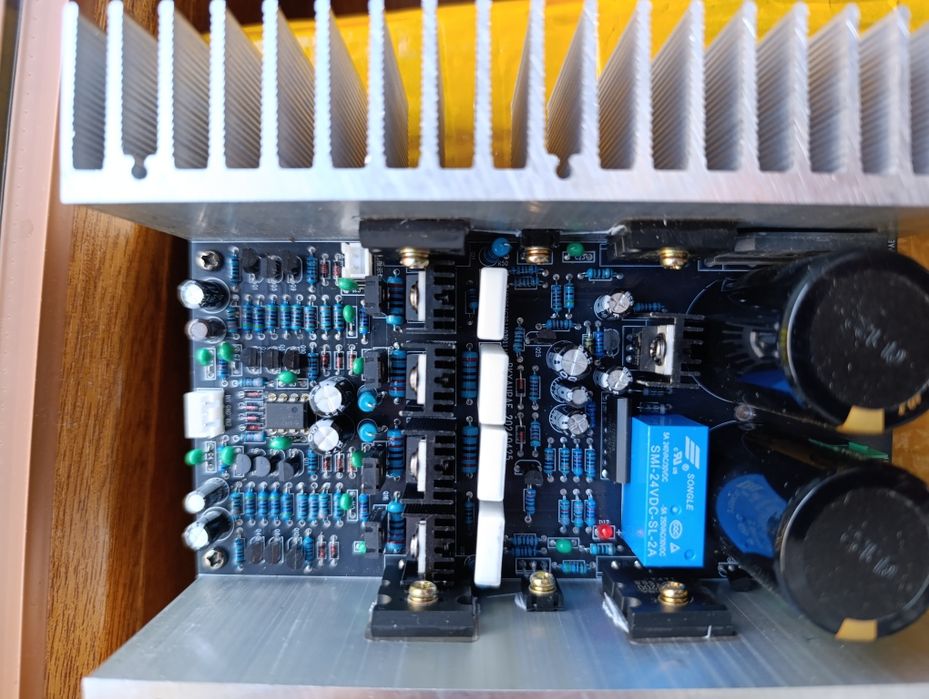 Wzmacniacz mocy.  2sa1943/2sc5200 Toshiba.