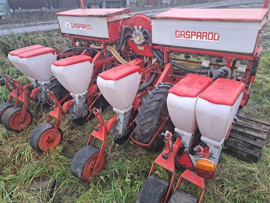 siewnik talerzowy do kukurydzy ,agregat lely