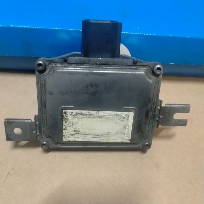 Блок управления топливным насосом Range Rover 7H42-9D372-AA. Оригінал.