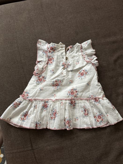 Sukienka 62 nowa newbie