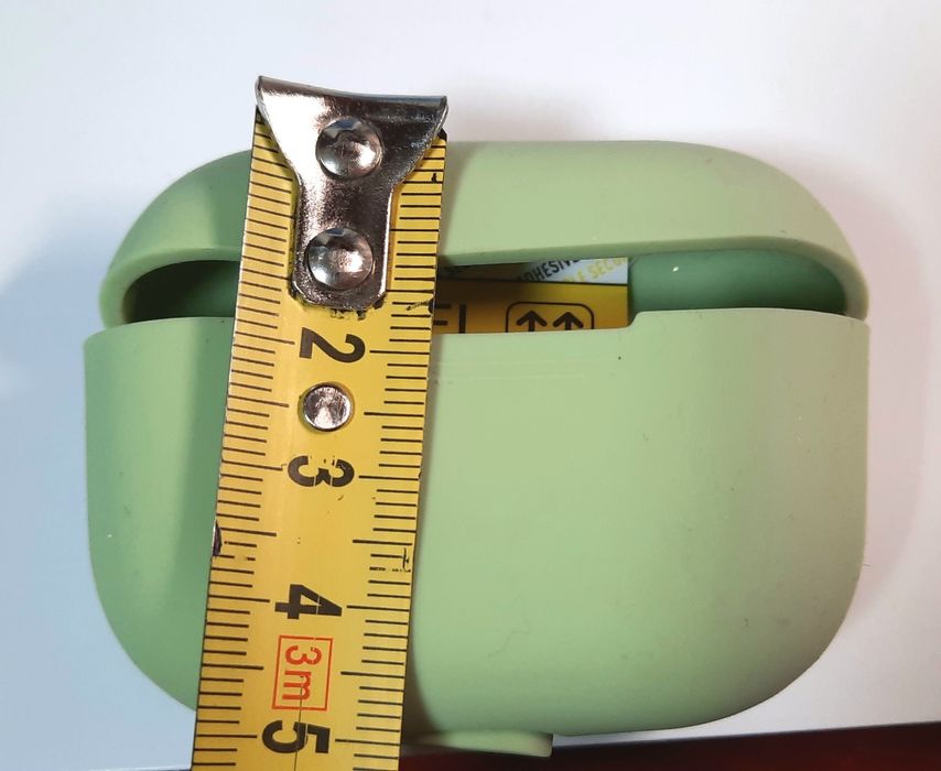 Чохол силіконовий для навушників Apple AirPods