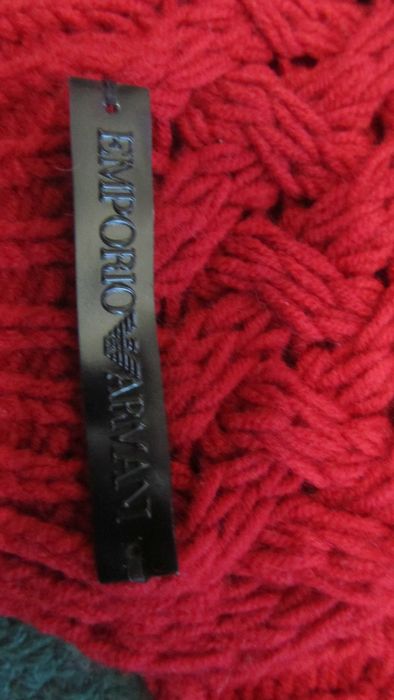 Шарф,шерсть -''ARMANI'',оригинал+ длинные перчатки.