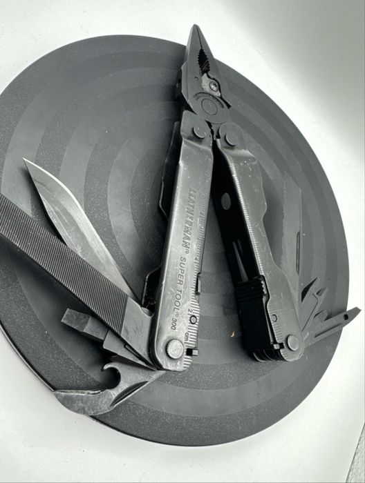 Leatherman super tool 300m