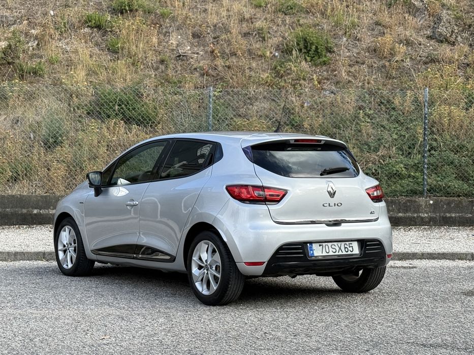 Renault Clio — fotografia 4