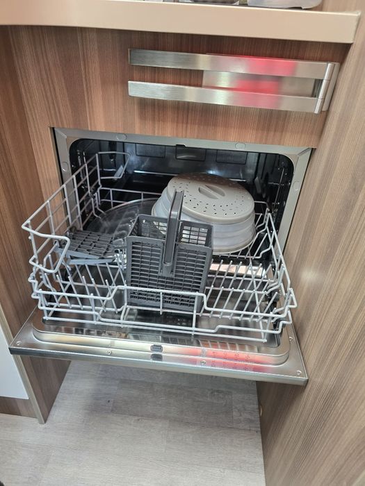 Autocaravana Perfilada  Challenger 398 Eb Genessis 2015