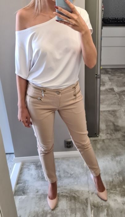 Spodnie marki Mohito