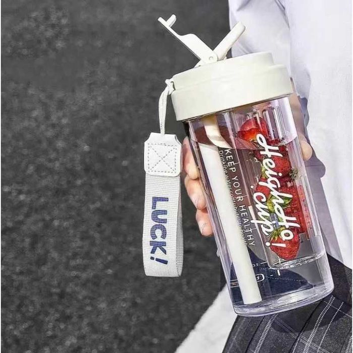 Butelka Bidon na wodę napoje soki z koszyczkiem i słomką 600 ml BD32B