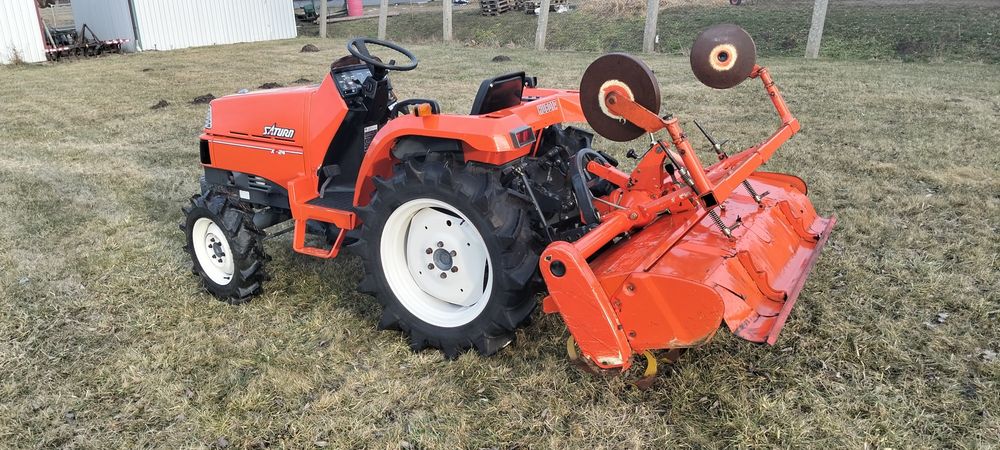 Traktorek 4x4 Kubota 24km ciągnik ogrodniczy sadowniczy yanmar  john