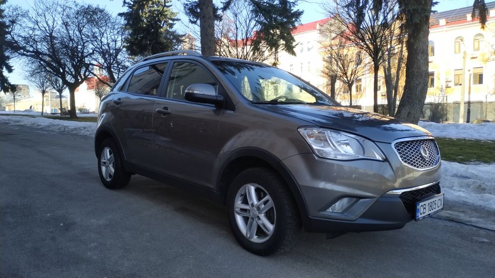 Автомобіль Санйонг Корандо