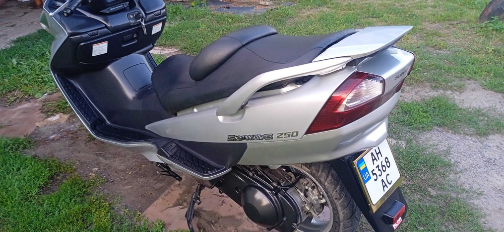 Suzuki Skywave 250