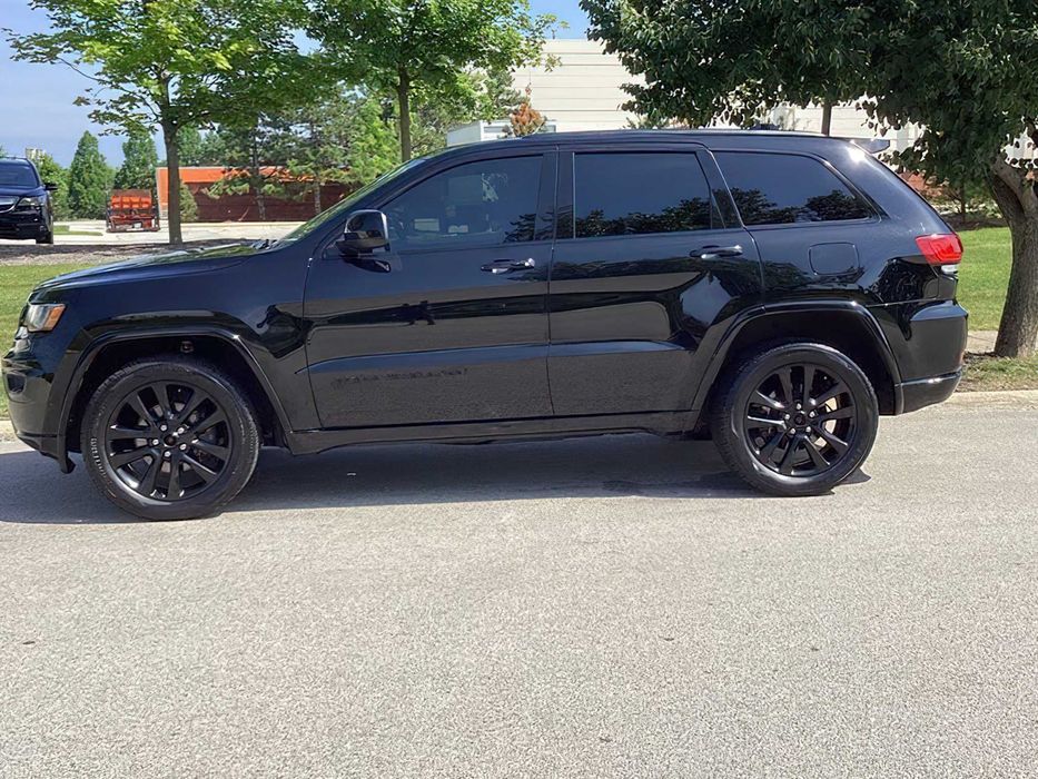 Jeep Grand Cherokee Altitude      2018