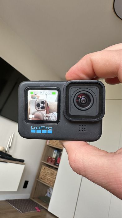 GoPro HERO 10 Black + великий комплект аксесуарів + 4 акумулятори