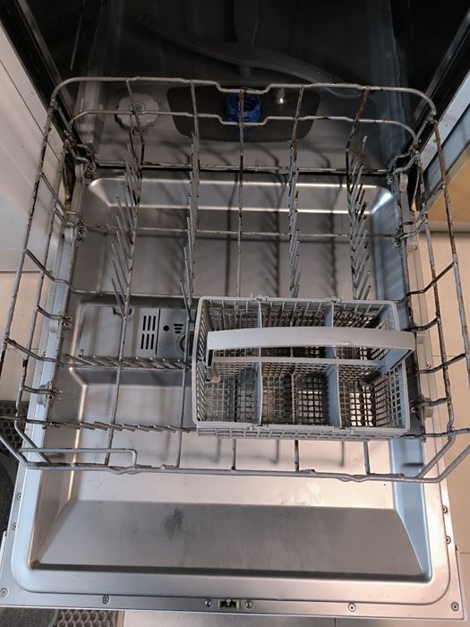 Máquina de lavar a loiça Midea