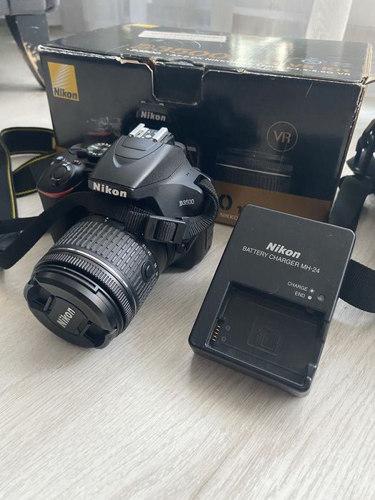 Nikon D3500 vr kit 32gb