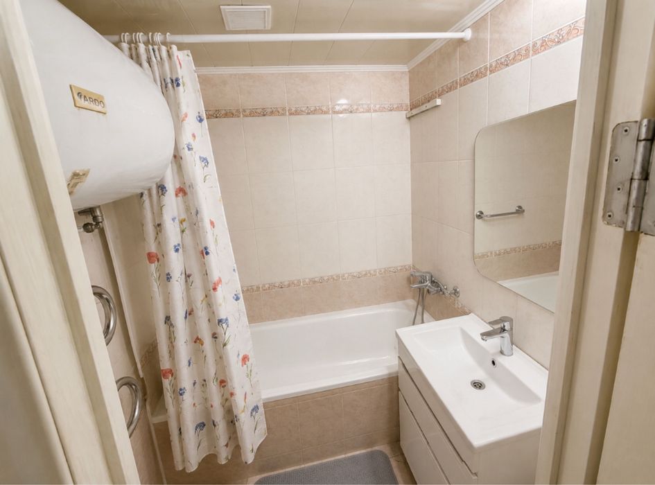 Продаж 2 х кім к-ри вул. Кос-Анатольського, 82 тис долСША