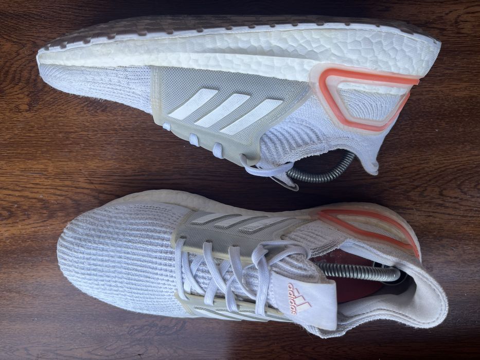 Кросівки 39 розмір Adidas boost оригінал