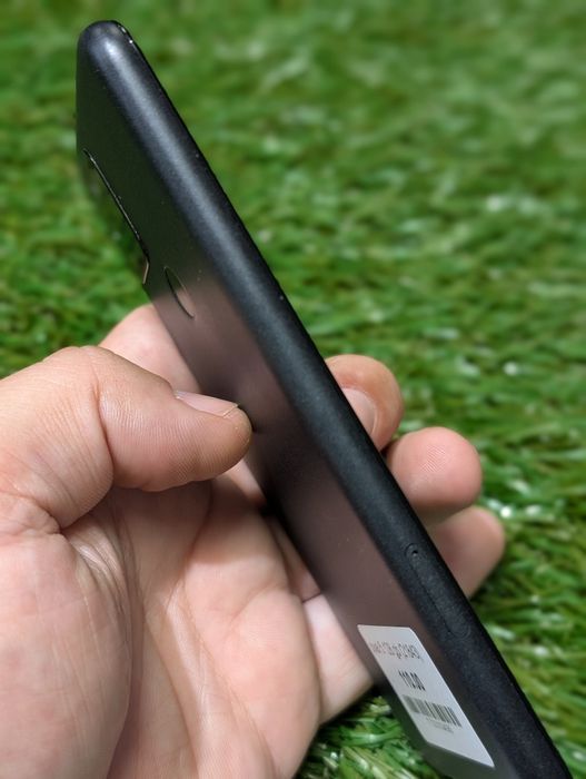 Google pixel 5 Obsidian (21843) 8/128Gb Neverlock 99% батарея
