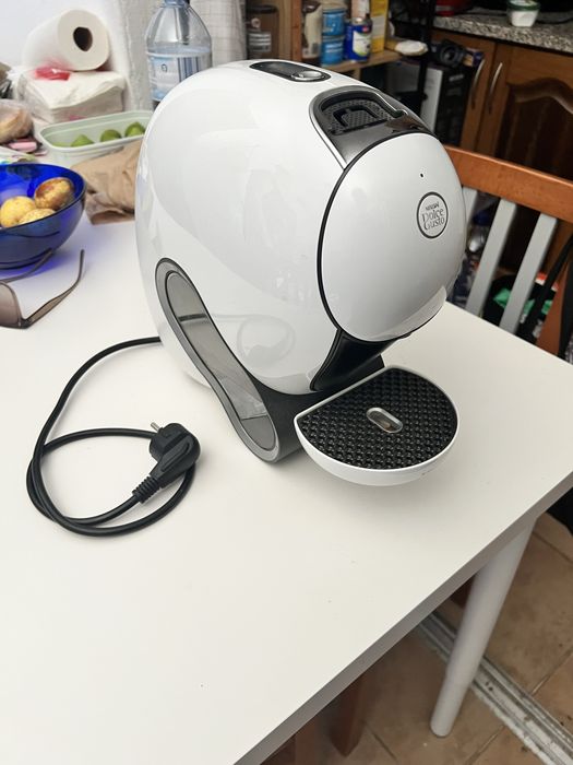 Máquina de Café Dolce Gusto Neo