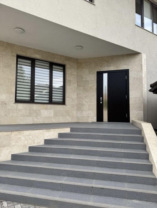 Продажа нового дома с бассейном в Совиньоне 2, Одесса