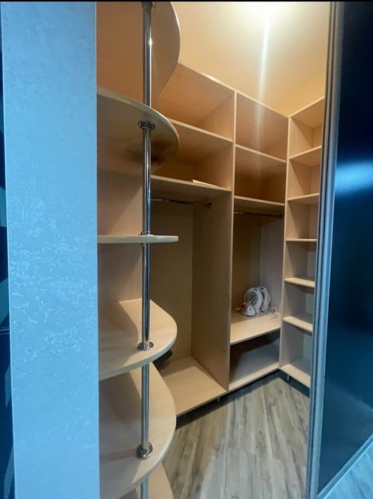 Оренда великої півторашки 75м2 в ЖК Сакура