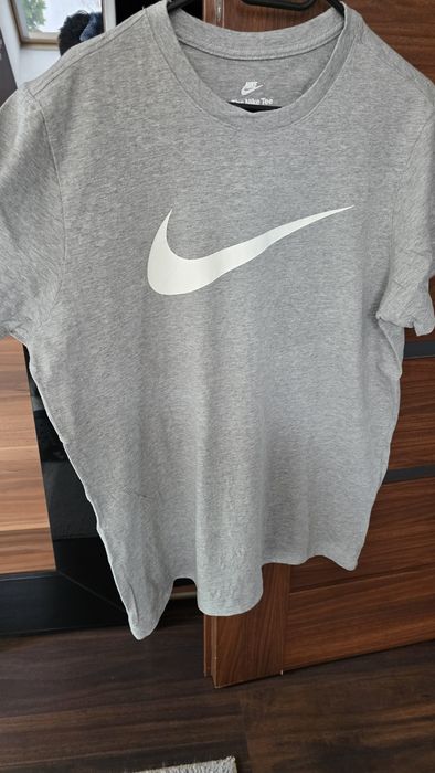 Koszulka męska Nike,.rozmiar L, stan bdb