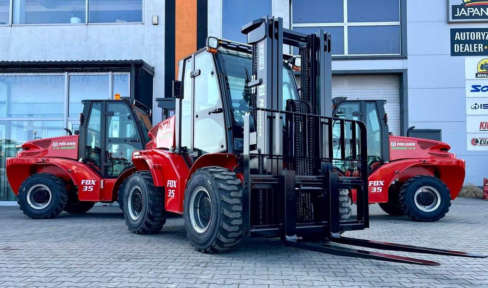 Wózek Widłowy Spalinowy, 3.5T, Terenowy 4x4, Diesel,4.5M, Japan Trak